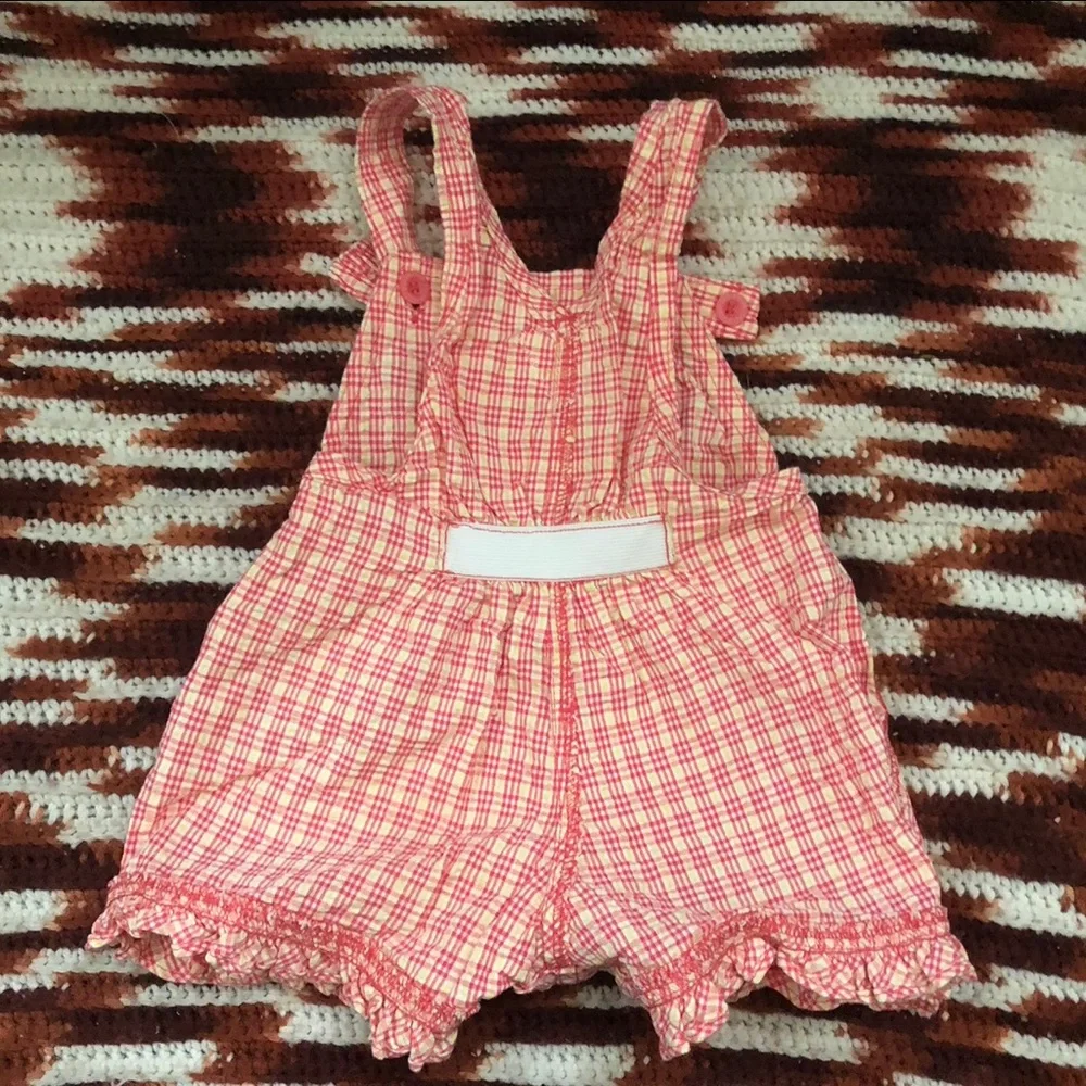 VTG RARE OshKosh B'gosh Pink Gingham Ruffle Strawberry Baby Overalls 12M HTF USA